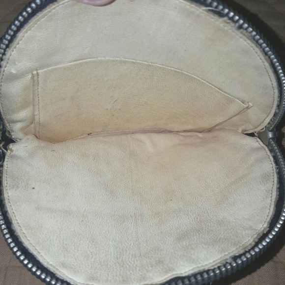 Early Embroidered Round Seed Glass Beaded Purse - Picture 3 of 3